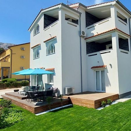 Apartments Matea Башка Екстер'єр фото