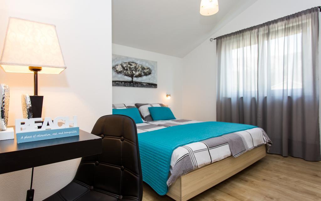 Apartments Matea Башка Екстер'єр фото