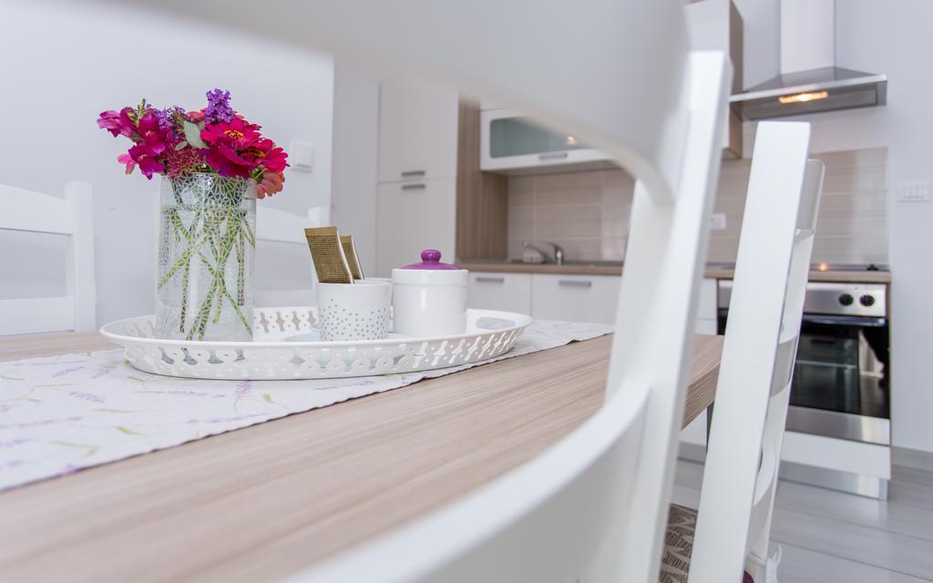 Apartments Matea Башка Екстер'єр фото